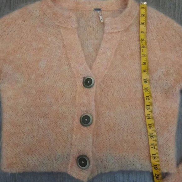 🧶 Free People Fluffy Mohair Sweater – Cozy Coral Dream – Size S/M - Picture 4 of 8
